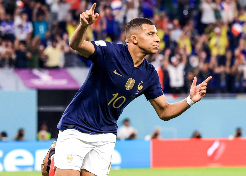 西甲国家德比:皇马奏凯,<a href='/news/tag/1198.html' style='color: blue;'>姆巴佩</a>破门后激情发声